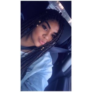 Meet your Posher, Sasha